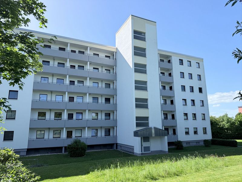 Schöne helle Eigentumswohnung mit Balkon in Altenholz